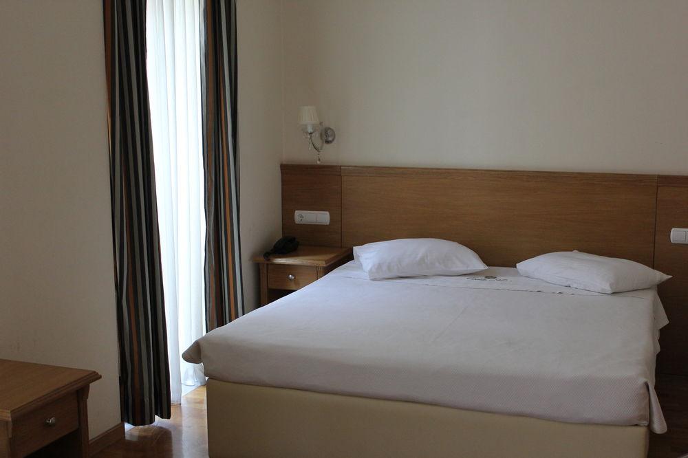 Zaliki Boutique Hotel Thessaloniki Exterior photo